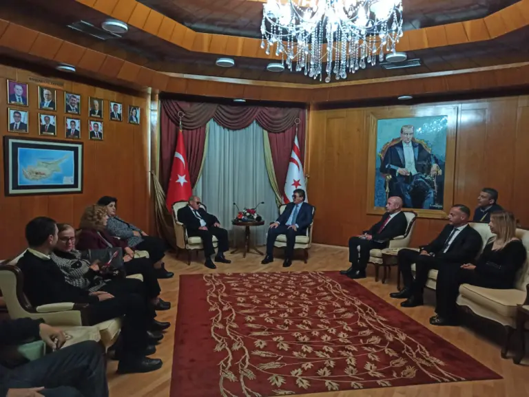 Kıbrıs Türk Engelliler Federasyonu, Kuzey Kıbrıs Türk Cumhuriyeti Başbakan'ı Ünal Üstel'e 3 Aralık… — fotoğraf 1